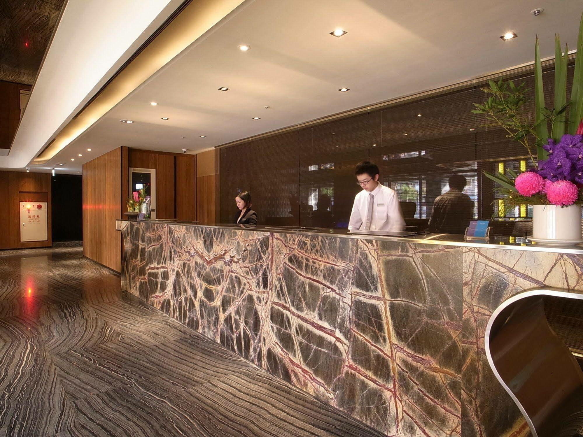 Hotel Midtown Richardson - Kaohsiung Bo'Ai Exterior foto